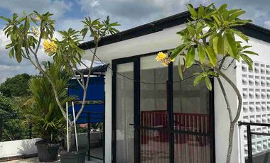 Dijual Rumah 2 lantai di sekitar Jl Hangtuah simpang BPG Kel Bambu Kuning P.Baru