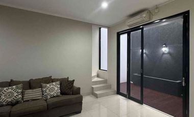 Disewakan Rumah siap Huni Semi Furnish dekat RSPI Bintaro Jaya