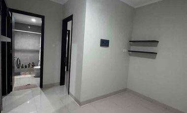 Disewakan Rumah siap Huni Semi Furnish dekat RSPI Bintaro Jaya