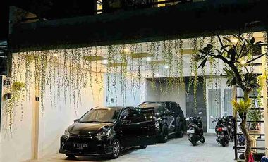 DIJUAL CEPAT RUMAH MEWAH FULL FURNISH DALAM PERUMAHAN ELITE JLN PARIS