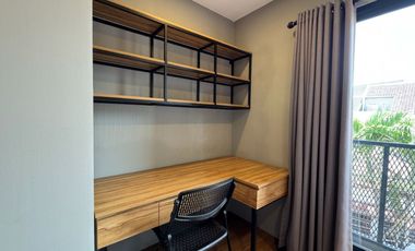 Selling House 3 Floor & Fully Furnished South Jakarta via Auction