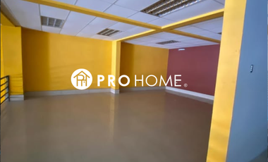 Locales comerciales y bodegas en Antofagasta | Amplia Planta Libre : Local Estratégico del Centro