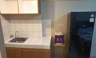 disewakan apartement studio full furnish lokasi di springlake summarecon bekasi