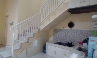 Rumah Full Furnished  Komplek Arcamanik Cisaranten Kulon Lokasi Strategis | LA147