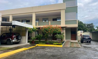 SE VENDE HERMOSO DEPARTAMENTO EN URBANIZACIÓN