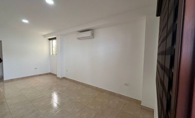 SE VENDE HERMOSO DEPARTAMENTO EN URBANIZACIÓN