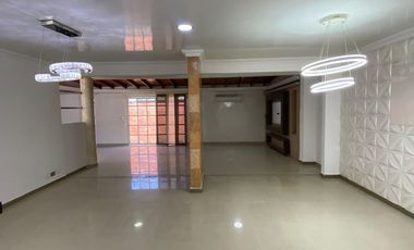 SE ALQUILA  CASA EN CONDOMINIO CIUDAD JARDIN