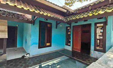 DI JUAL RUMAH HARGA NJOP DALAM KOMPLEK DI SUKATANI TAPOS DEPOK