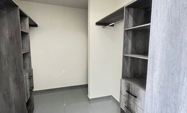 CASA EN VENTA EN FRACCIONAMIENTO EXPLANADA SUR.