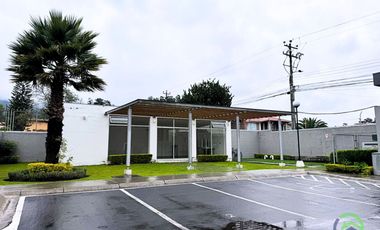 Venta de Casa, Sector Parques de la Galicia, Valle de Los Chillos, Ecuador