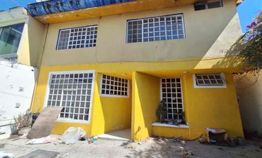 🏠 ¡OPORTUNIDAD ÚNICA! Posesión Inmediata: Amplia Casa en Remate en Tres Cruces, Puebla. ¡Precio Increíble, No espere!