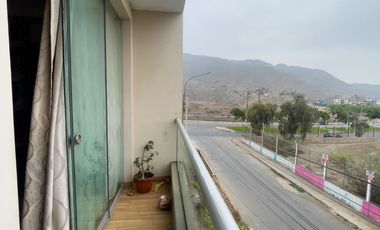 Acogedor Departamento con Balcón en Venta