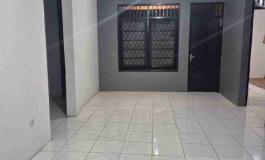 Disewakan Rumah Cantik Tanah Luas Di Jalan Utama Villa Bogor Indah Bogor Kota