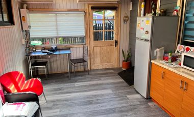 Se vende Casa esquina,  ideal para inversión