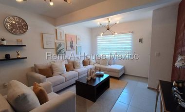Casa en Venta en Cuautitlan Izcalli , Paseos del Bosque CMB 26-1933.