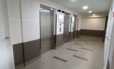 Dpto. 1 Dorm / 1 Baño / Mario Kreutzberger, Metro Santa Ana L2 y L5.-