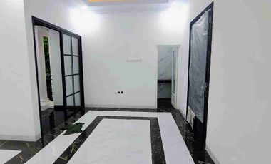 RUMAH 2 LANTAI ROOFTOP DI KALISARI DEKAT MALL CIJANTUNG