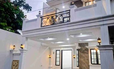 RUMAH 2 LANTAI ROOFTOP DI KALISARI DEKAT MALL CIJANTUNG