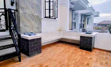 RUMAH 2 LANTAI ROOFTOP DI KALISARI DEKAT MALL CIJANTUNG