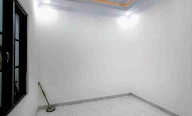 RUMAH 2 LANTAI ROOFTOP DI KALISARI DEKAT MALL CIJANTUNG