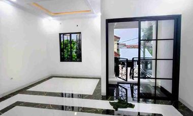 RUMAH 2 LANTAI ROOFTOP DI KALISARI DEKAT MALL CIJANTUNG