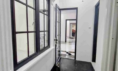 RUMAH 2 LANTAI ROOFTOP DI KALISARI DEKAT MALL CIJANTUNG