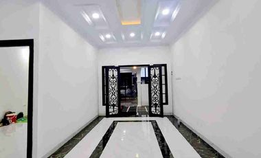 RUMAH 2 LANTAI ROOFTOP DI KALISARI DEKAT MALL CIJANTUNG