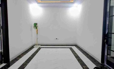 RUMAH 2 LANTAI ROOFTOP DI KALISARI DEKAT MALL CIJANTUNG