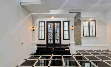 RUMAH 2 LANTAI ROOFTOP DI KALISARI DEKAT MALL CIJANTUNG