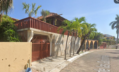 CASA EN VENTA POR DE BAJO DEL VALOR COMERCIAL UBICADA EN PASEO DE LAS GOLONDRINAS, COLONIA LAS BRISAS, CP 40883, IXTAPA ZIHUATANEJO GUERRERO