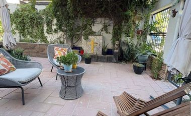 CERCA DE CONSULADO AMERICANO CASA EN VENTA