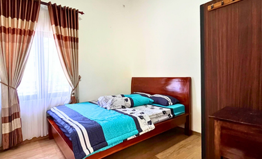 Villa Private Pool Strategis di Malang