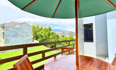 Villa Private Pool Strategis di Malang