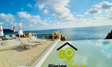 Villas Residenciales de Alta Gama con Club de Mar | Acapulco