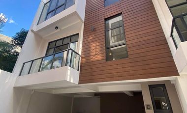 3 Storey Townhouse w/ Roofdeck For Sale in Teachers Village Q.C. KSA