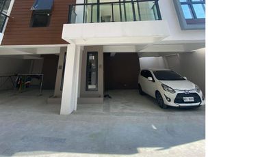 3 Storey Townhouse w/ Roofdeck For Sale in Teachers Village Q.C. KSA