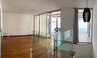 PEN HOUSE EN LA NARVARTE EN VENTA DIRECTA