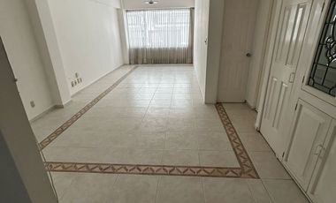 PEN HOUSE EN LA NARVARTE EN VENTA DIRECTA