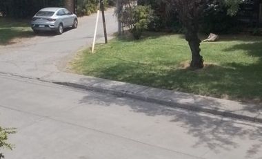 LA FLORIDA LINDA CASA DOS PISOS EN VENTA, 3D 2B, EXCELENTE UBICACIÓN