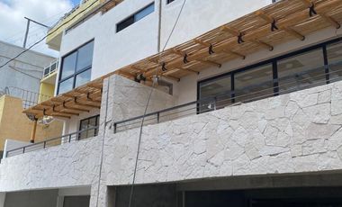 VENTA VILLA CUMBRE ESCONDIDA FARALLON