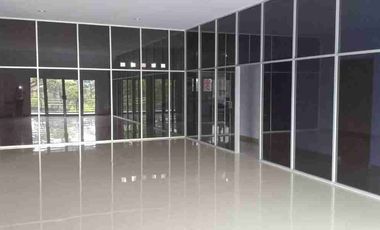 Dijual Gudang
Kp. Pasir Cikur 
Kab Cianjur
(Daerah Cipeuyeum)