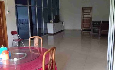 Dijual Gudang
Kp. Pasir Cikur 
Kab Cianjur
(Daerah Cipeuyeum)