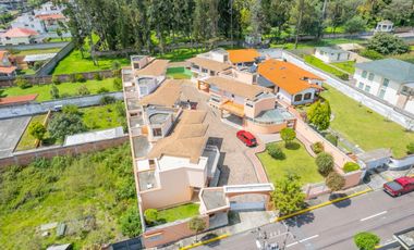 Venta de Casa, Urbanización San José del Valle, Quito, Ecuador
