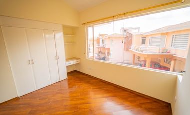 Venta de Casa, Urbanización San José del Valle, Quito, Ecuador