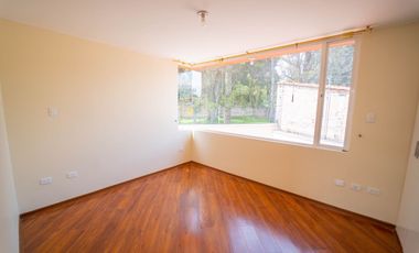 Venta de Casa, Urbanización San José del Valle, Quito, Ecuador