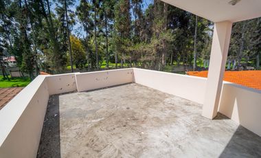 Venta de Casa, Urbanización San José del Valle, Quito, Ecuador