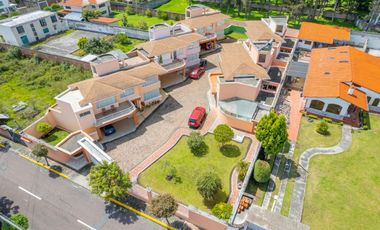 Venta de Casa, Urbanización San José del Valle, Quito, Ecuador