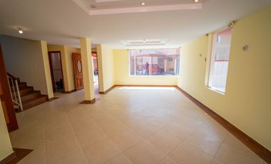 Venta de Casa, Urbanización San José del Valle, Quito, Ecuador