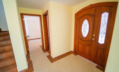 Venta de Casa, Urbanización San José del Valle, Quito, Ecuador
