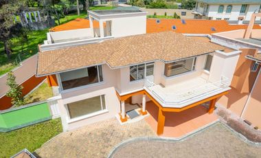 Venta de Casa, Urbanización San José del Valle, Quito, Ecuador